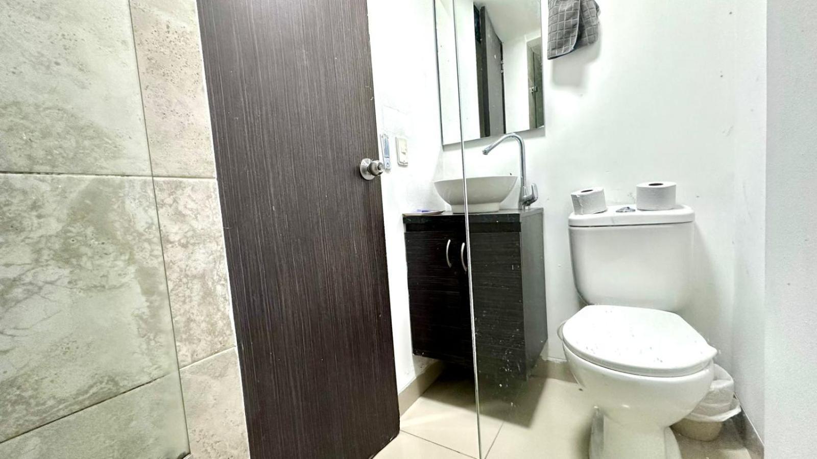 Apartamento Apto Moderno En Laureles