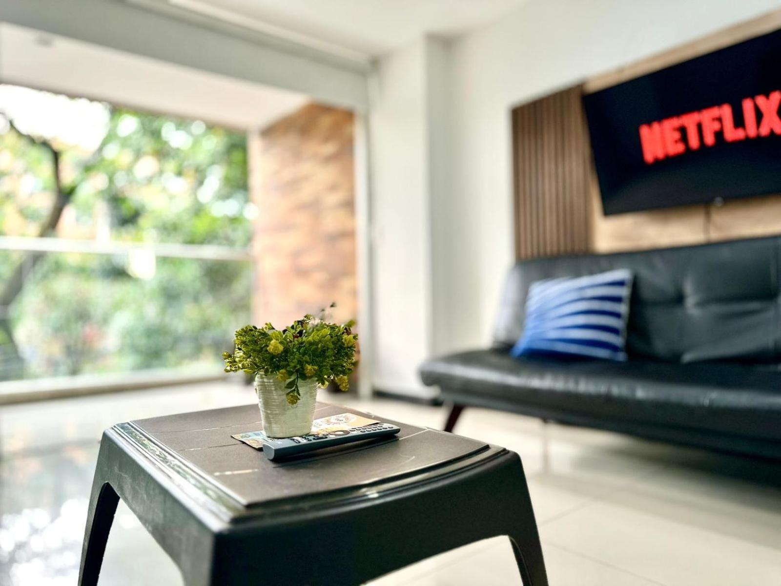 Apartamento Apto Moderno En Laureles *